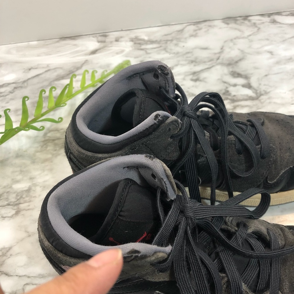 AIR JORDAN 1 MID 'ANTHRACITE' Size 3.5 - Picture 8 of 9